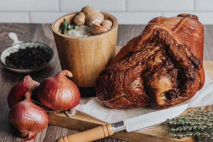 Charcuterie de porc Le Tampon